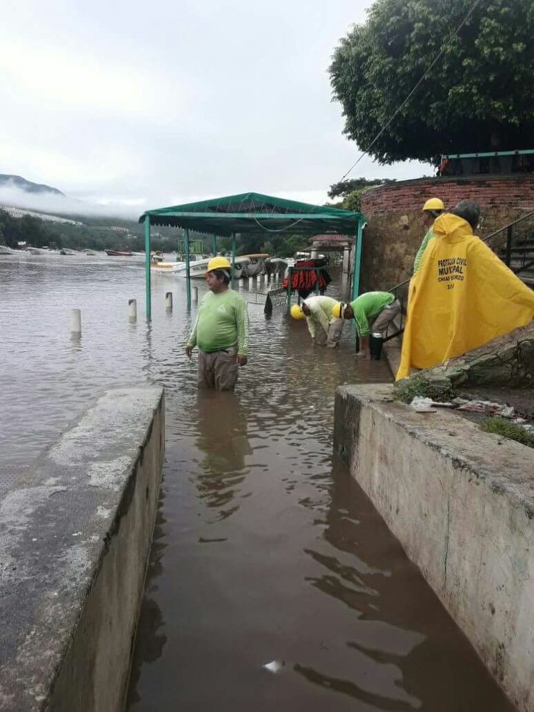 55 personas afectadas por desbordamiento del Rio “Chiquito